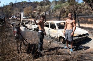 'Et cau l'ànima als peus quan tornes a casa i te la trobes cremada'