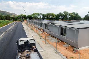 Acaben les obres dels vials de servei de la nova escola de Platja d'Aro