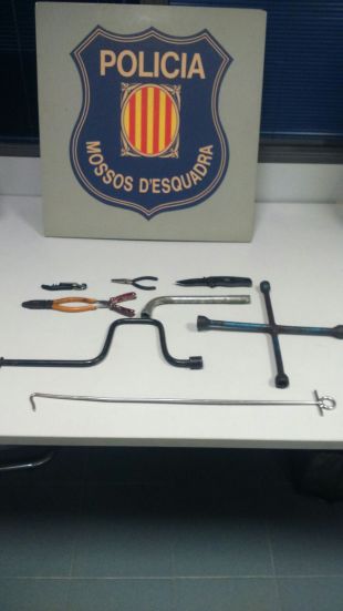 Un videoaficionat enregistra el robatori a un cotxe a Palamós i enxampen el lladre