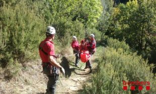 Rescaten amb helicòpter una excursionista de 65 anys ferida a les Preses