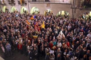 Més de 500 persones donen suport a Mas, Ortega i Rigau a Girona