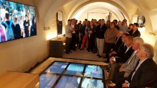 Olot inaugura una nova oficina de turisme de 160 metres quadrats