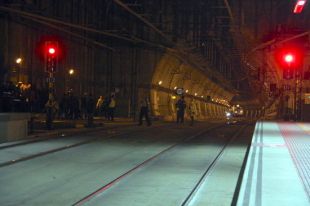 Adif executa un simulacre d'incendi en un tren al túnel del TAV de Girona
