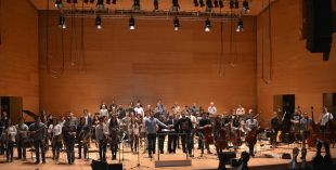 La Simfònica de Cobla i Corda presenta una antologia dels seus millors moments