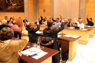 La Diputació de Girona dóna suport a la desconnexió d'Espanya