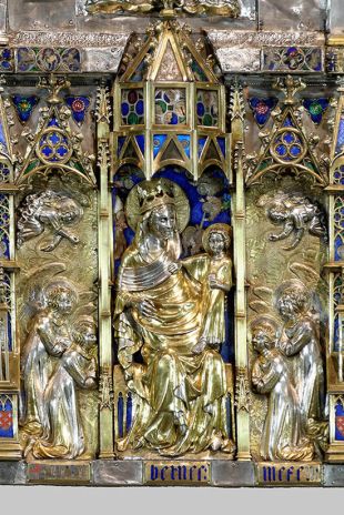 Acaba la restauració d'un conjunt d'orfebreria de la Catedral de Girona