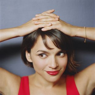 Norah Jones obrirà la XXIV edició del Festival Castell de Peralada 