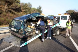 Un mort i un ferit greu en un xoc entre dos vehicles a l'N-II a Fornells de la Selva
