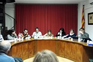 Breda aprova per unanimitat declarar persona non grata el rei Felip VI