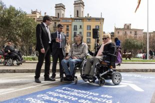 La Policia Municipal de Girona ha retirat 47 targetes de discapacitat falsificades el 2015