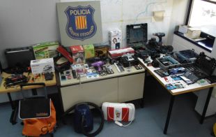 Atrapen un lladre de 19 anys que ha comès prop d'una desena de robatoris a Olot en quatre mesos