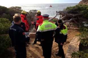Continua la recerca del pescador desaparegut diumenge a Aigua Xelida
