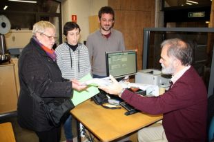 La CUP de Girona recull 2.130 signatures reclamant la municipalització dels serveis funeraris