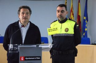 Olot senyalitzarà els excrement de gos per denunciar l'incivisme dels seus amos