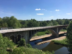 Les obres al pont de la C-66 a Besalú acabaran per Sant Joan