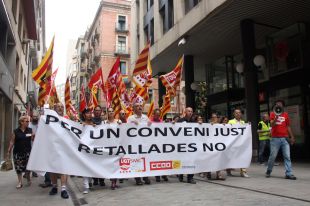 Manifestació a Girona contra el nou conveni del comerç 