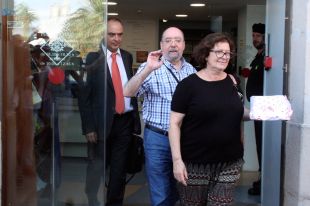 El secretari i l'interventor de Lloret queden en llibertat a l'espera de declarar al jutjat