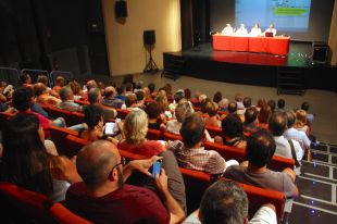 Madrenas es compromet davant els veïns a denunciar Adif un cop acabades totes les obres