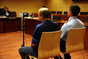 Pacten 5 anys de presó per agredir sexualment una nena a Puigcerdà durant mesos 