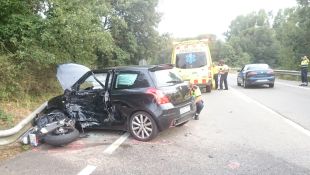 Mor un motorista en un xoc amb un turisme a Vidreres