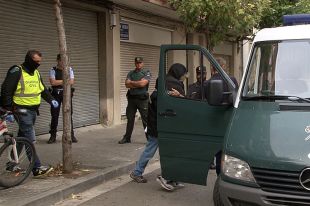 El grup de narcotraficants desmantellat a Salt venia droga a menors d'edat