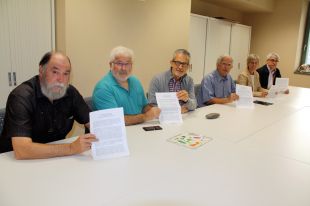Militants socialistes gironins promouen un document en favor de la candidatura d'Iceta