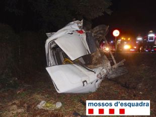 Detingut un jove que va provocar un accident mentre conduïa begut i drogat