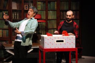 Temporada Alta estrena 'Pares nostres', un espectacle de teatre de proximitat per reflexionar sobre la paternitat