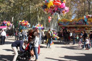 Girona aposta per treure els vehicles dels firaires de la Devesa per reduir l'impacte sobre el parc