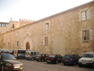 Roben més de 400 metres de cable de coure a la UdG i deixen el rectorat sense telèfon ni Internet 