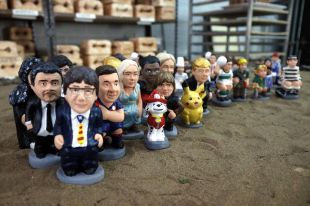 Personatges de 'Joc de Trons', Carles Puigdemont o Luis Enrique, nous caganers per aquest Nadal