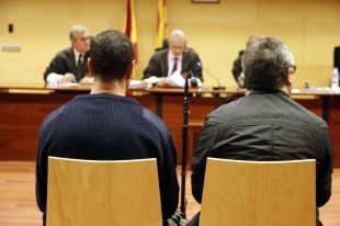 6 anys de presó per endur-se una indigent amb una furgoneta i violar-la en un pàrquing a Girona