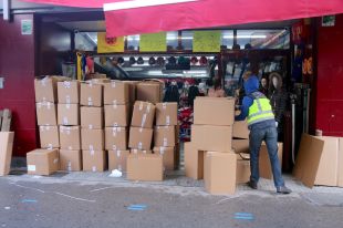 L'Audiència de Girona declara nul el precinte de botigues a la Jonquera