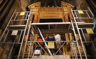 Acaba la restauració del retaule barroc de Santa Caterina, a la Catedral de Girona