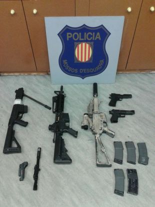 Denuncien un jove per danyar les cases dels veïns disparant amb una escopeta de balins a Girona