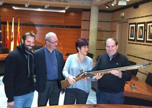 Restaurat el fusell d’època napoleònica donat per Jordi Marés a Roses