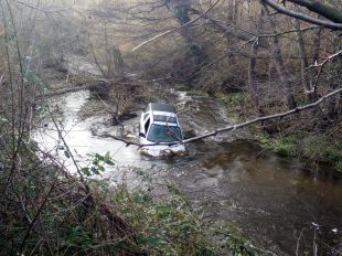 Desaparegut el matrimoni ocupant d'un vehicle accidentat a Masarac