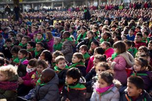 1.600 nens i nenes per la pau a Girona