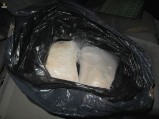 Detenen a la Jonquera un conductor que duia 2,2 quilos de cocaïna al cotxe