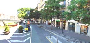 La càmera que vigila l'entrada al Barri Vell de Girona ha reduït el trànsit a la meitat en tres anys 