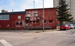 Els Bombers de Figueres conviden Puigdemont i Jané a esmorzar per denunciar l'estat del parc