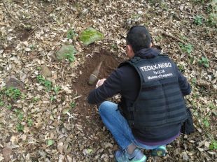Localitzat un explosiu de la Guerra Civil prop del volcà d'Aiguanegra a Sant Joan les Fonts