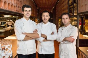 Tres excaps de cuina d'El Bulli guanyen el Premi Miele amb el seu restaurant Disfrutar