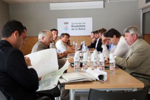 Front comú d'alcaldes i regidors de CiU contra el pla director de l'àrea urbana de Girona 