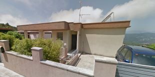 Enganyats al comprar una casa que calia enderrocar