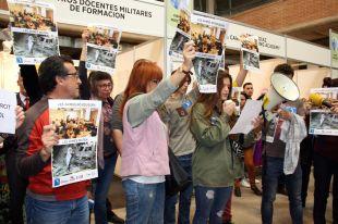 Convoquen una concentració de protesta per la presència de l'Exèrcit a l'Expojove de Girona