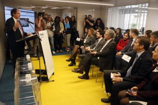 El president de la Fundació PdGi condecorat amb l'ordre civil d'Alfons X el Savi 