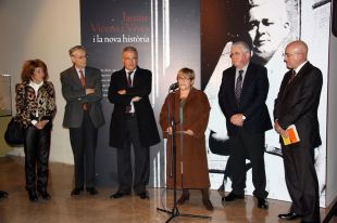 Una exposició sobre Jaume Vicens i Vives obre l'any commemoratiu del centenari del seu naixement 