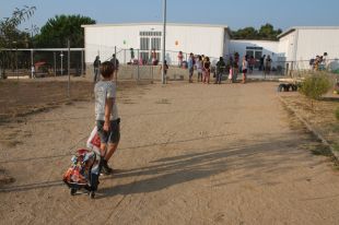 Vall-llobrega diu prou a dotze anys de barracons