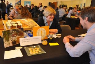 17 productors i 20 establiments participen a la jornada de networking a Lloret